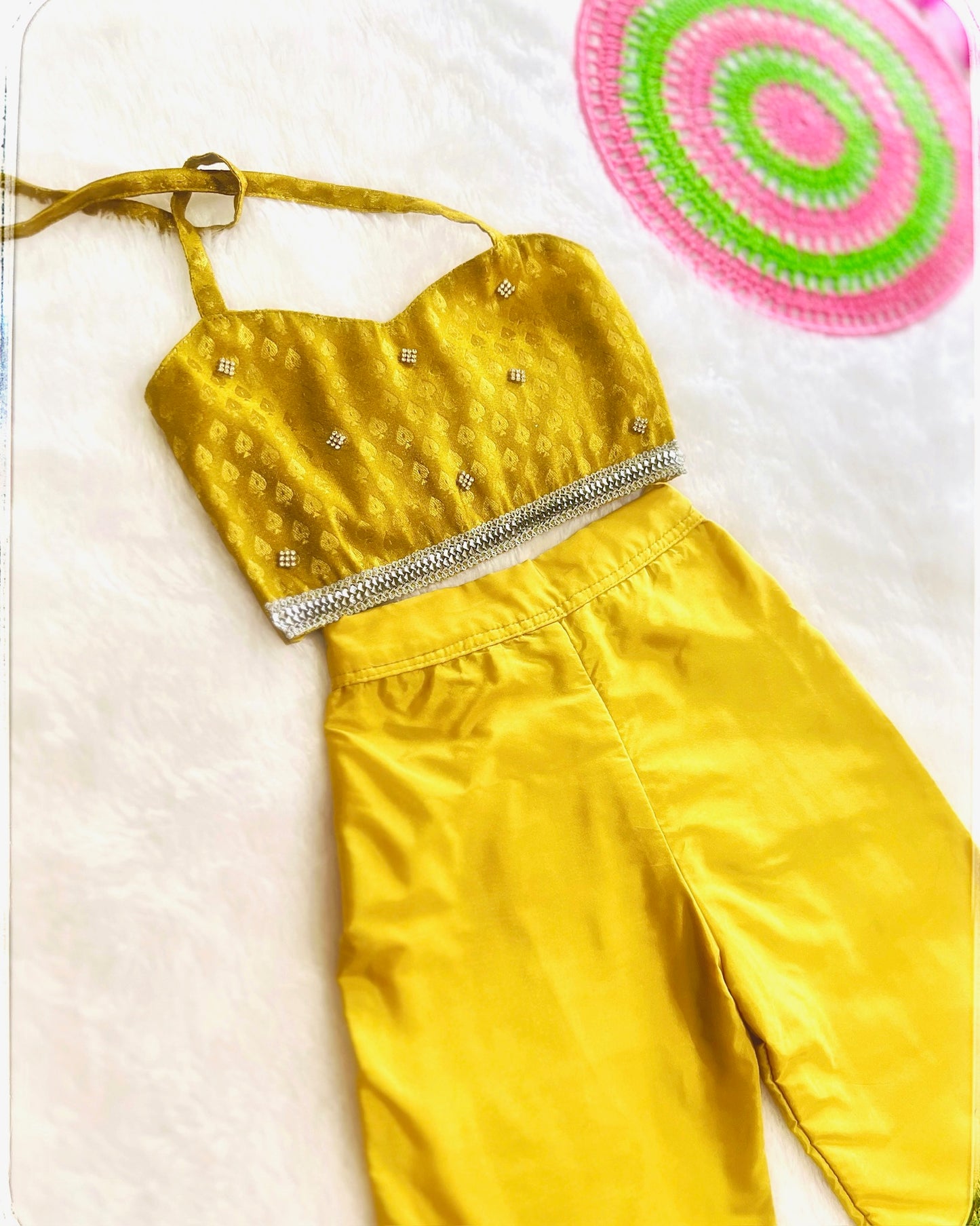 Sunny Chic: Silk Blend Palazzo Pant with Stylish Tie-Up Top