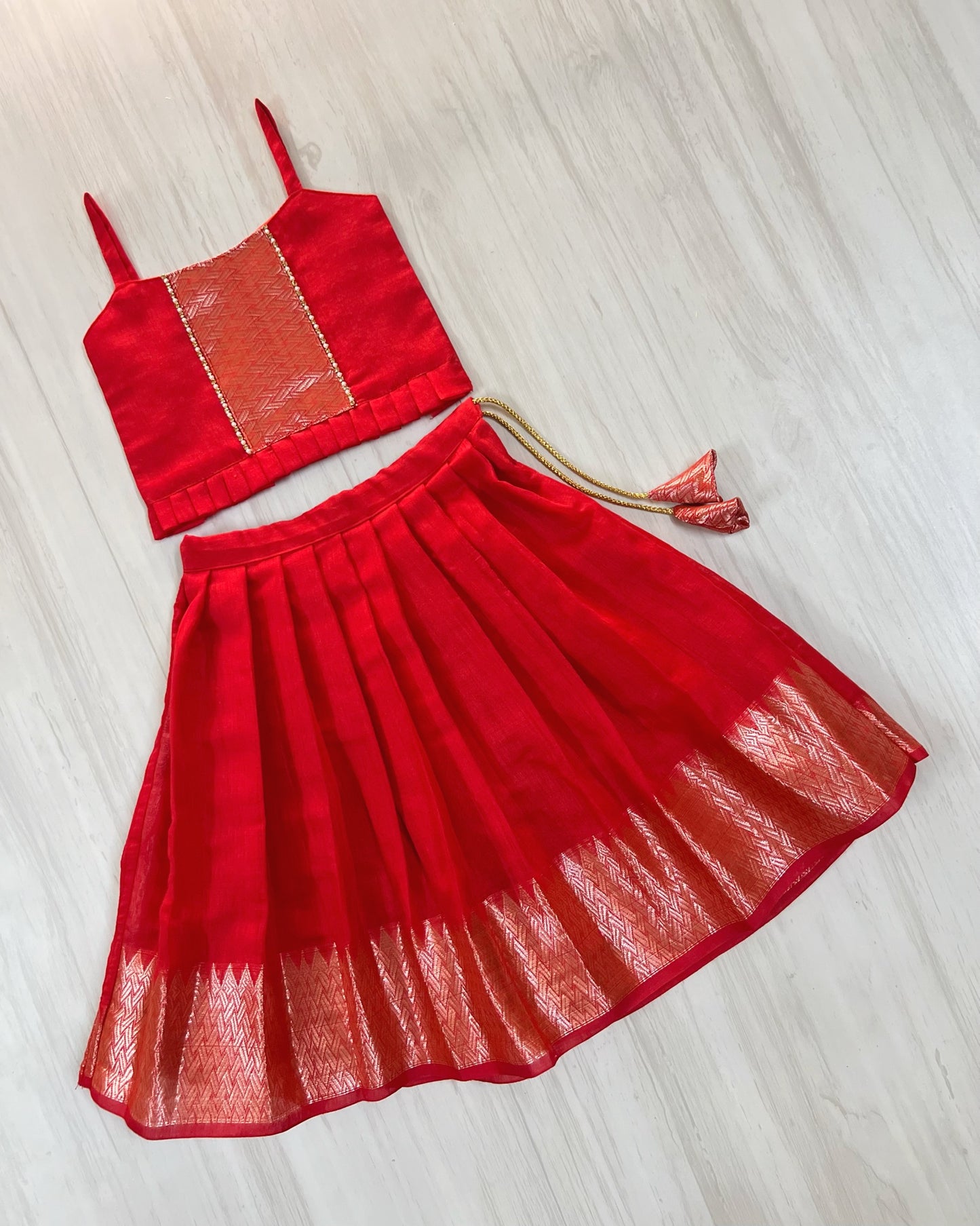 Ripe Chili Red Traditional Border Mangalagiri Cotton Lehenga Set